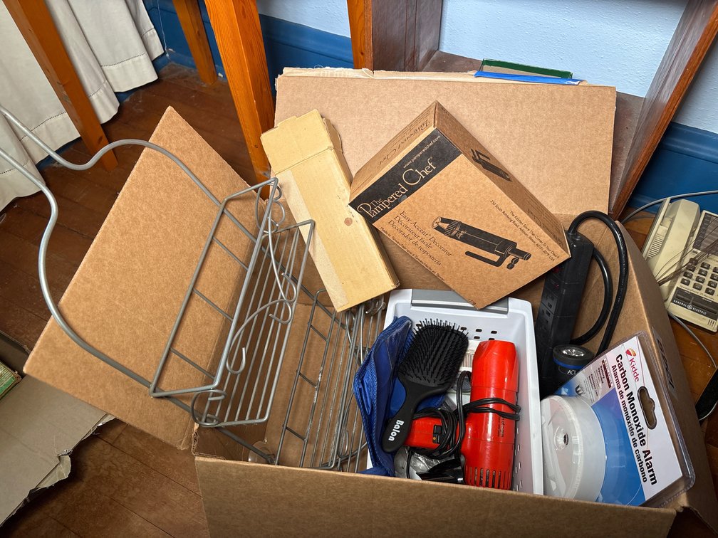 Carbon Monoxide Alarm; Kitchen & Household Items