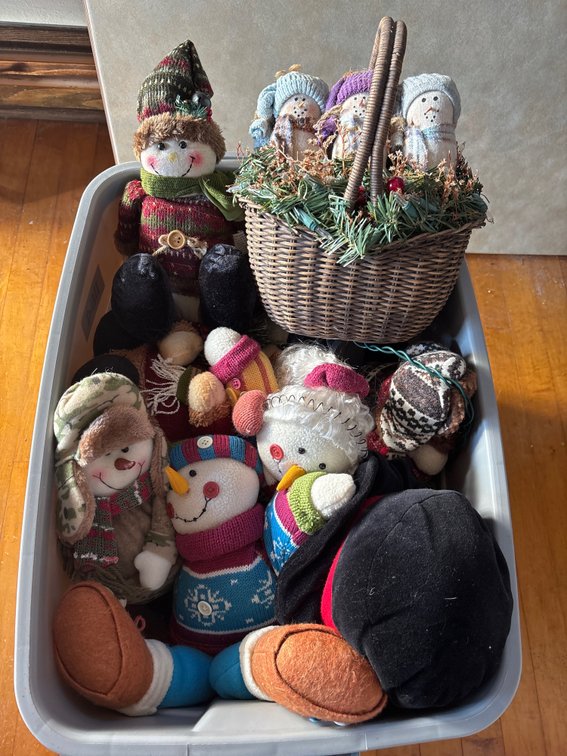 Plush Snowman Large Bin