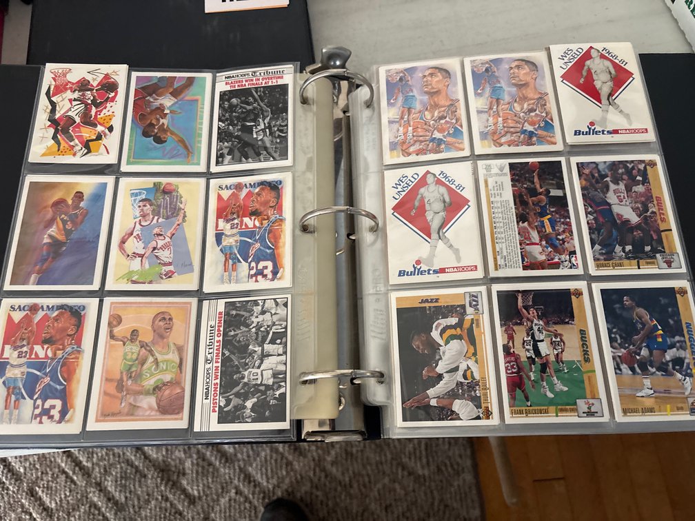 Basketball cards early 90s