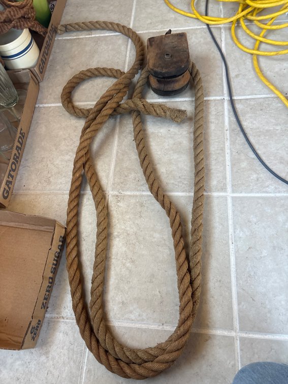 Wooden pulley and rope