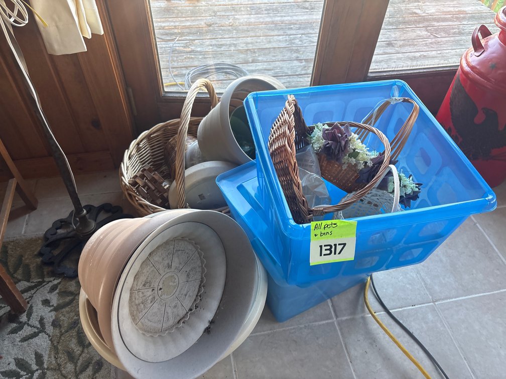 Pots, baskets, bins