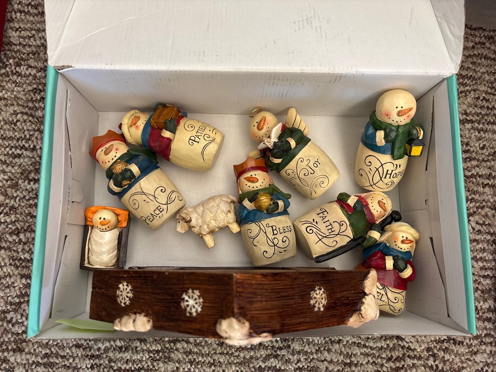 Snowman Nativity