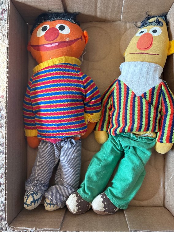 Knickerbocker Bert & Ernie Sesame Street
