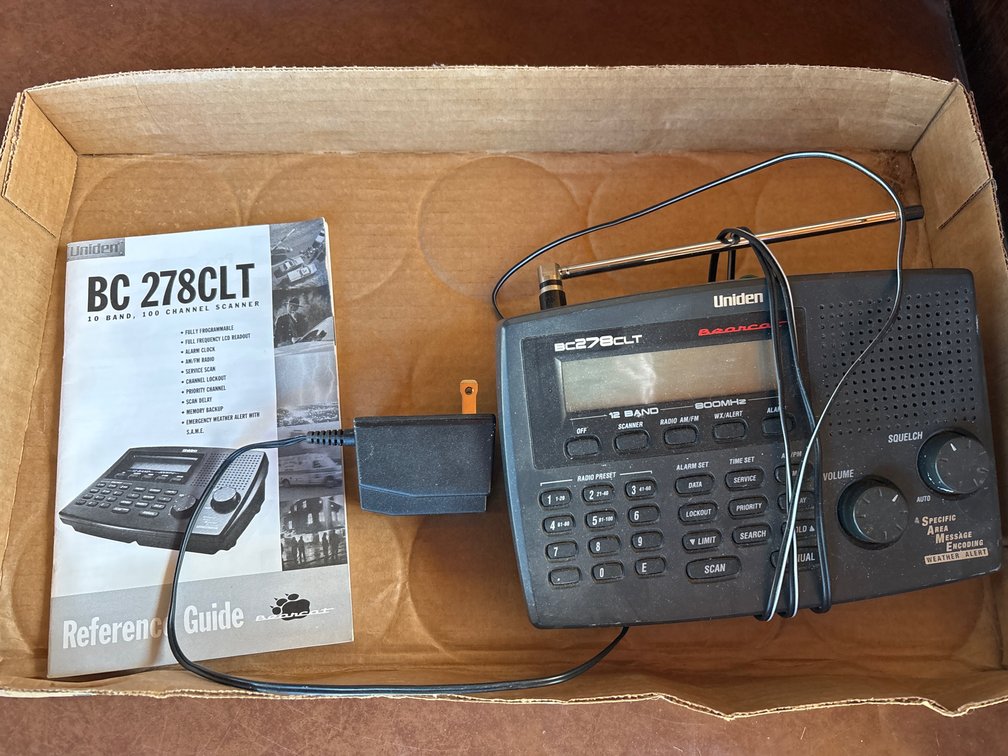 Uniden 100 Channel Scanner