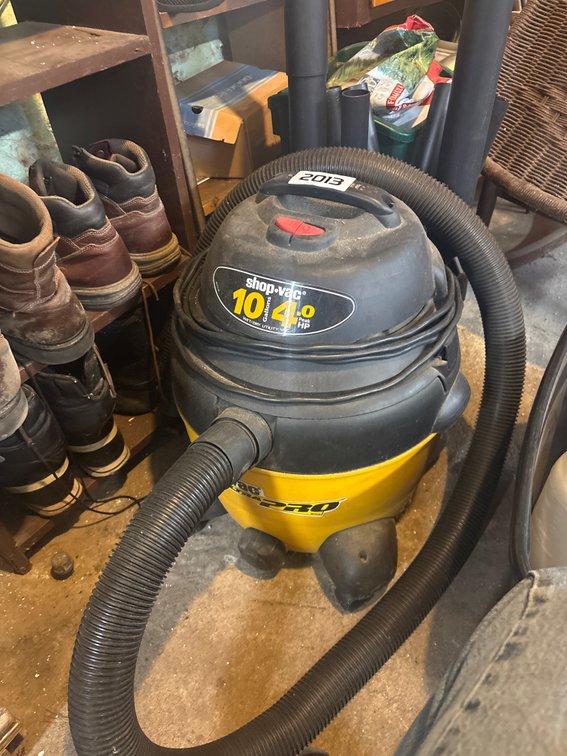 10 gallon shop vac with accessories