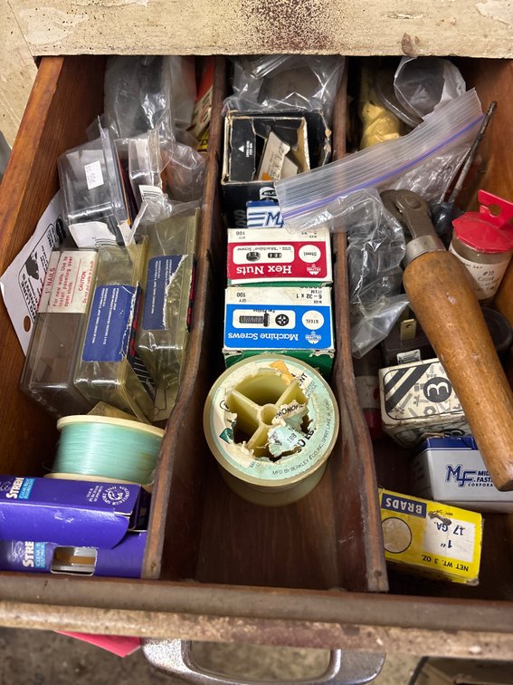 Screws, nails and hardware