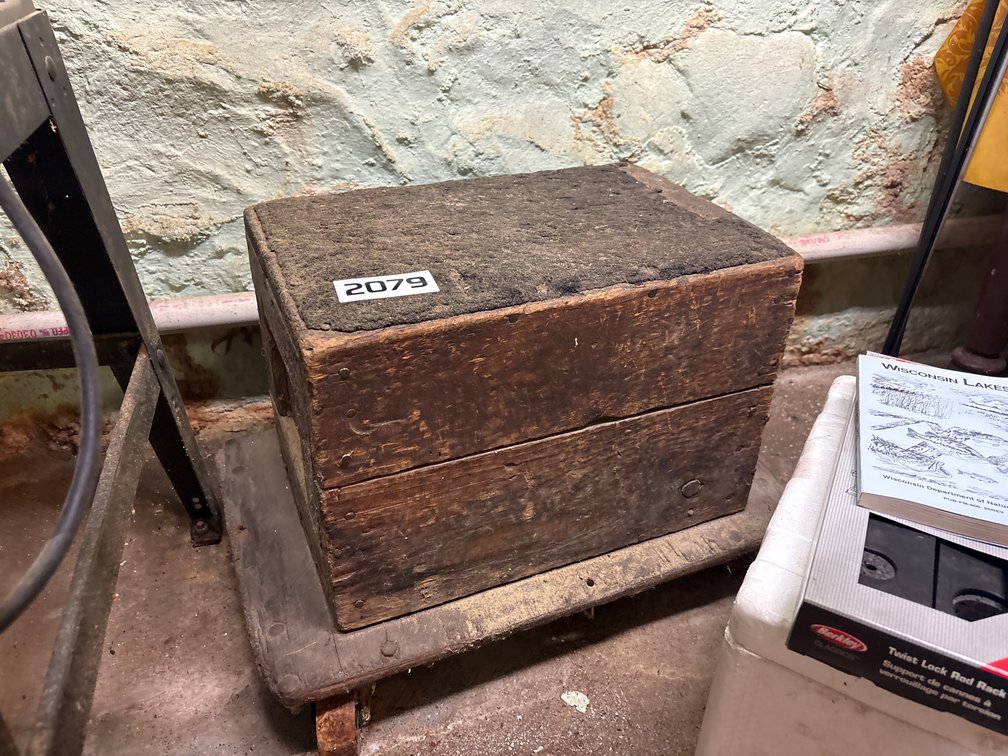 Primitive box on cart