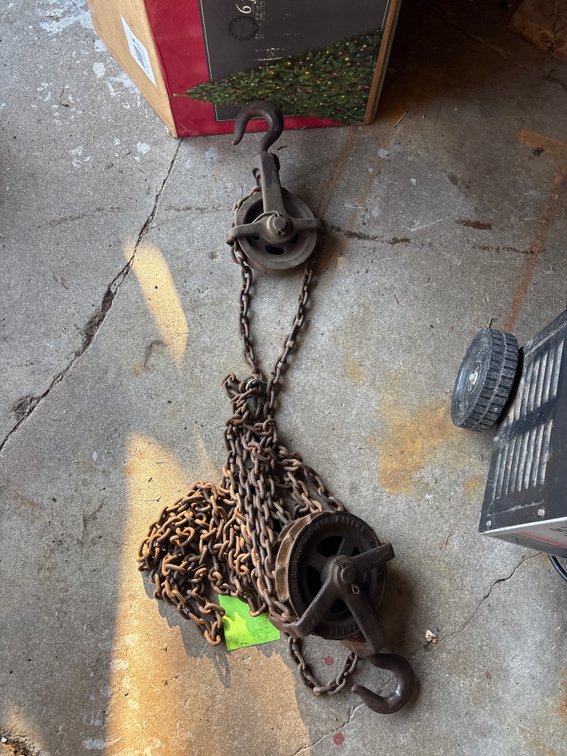 Chain hoist