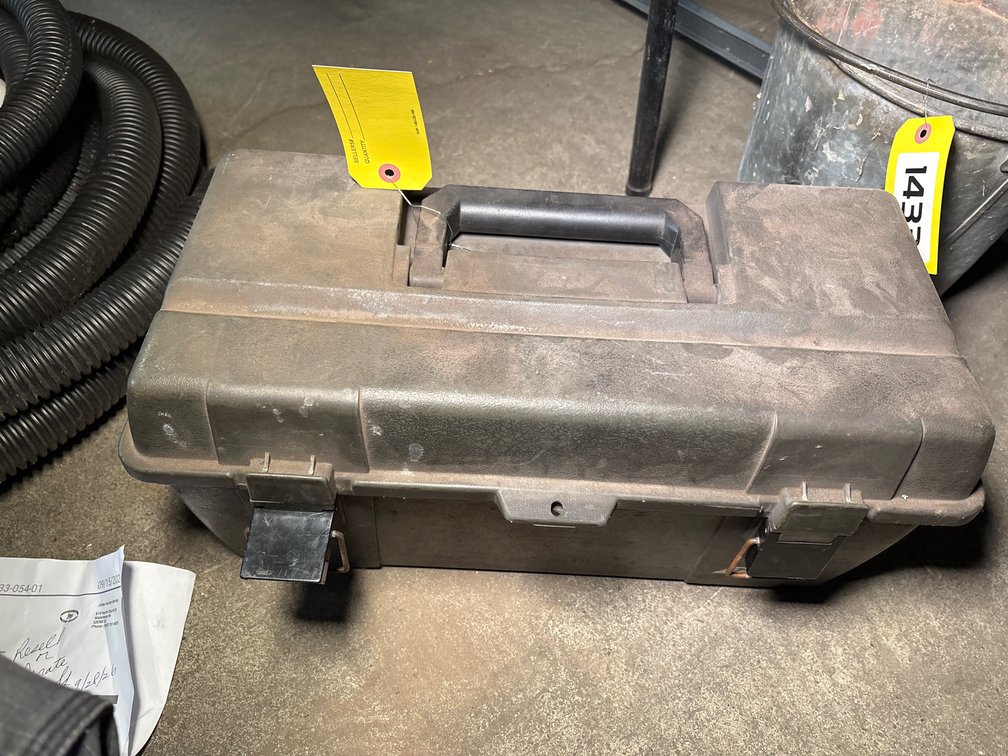 20” Plastic Toolbox with Contents