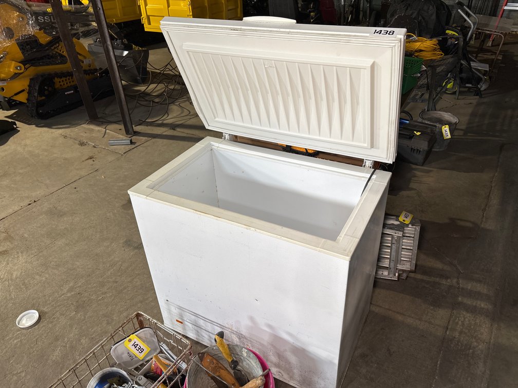 Frigidaire Chest Freezer