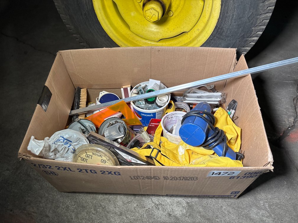 Large Box w/heat gun & misc hardware