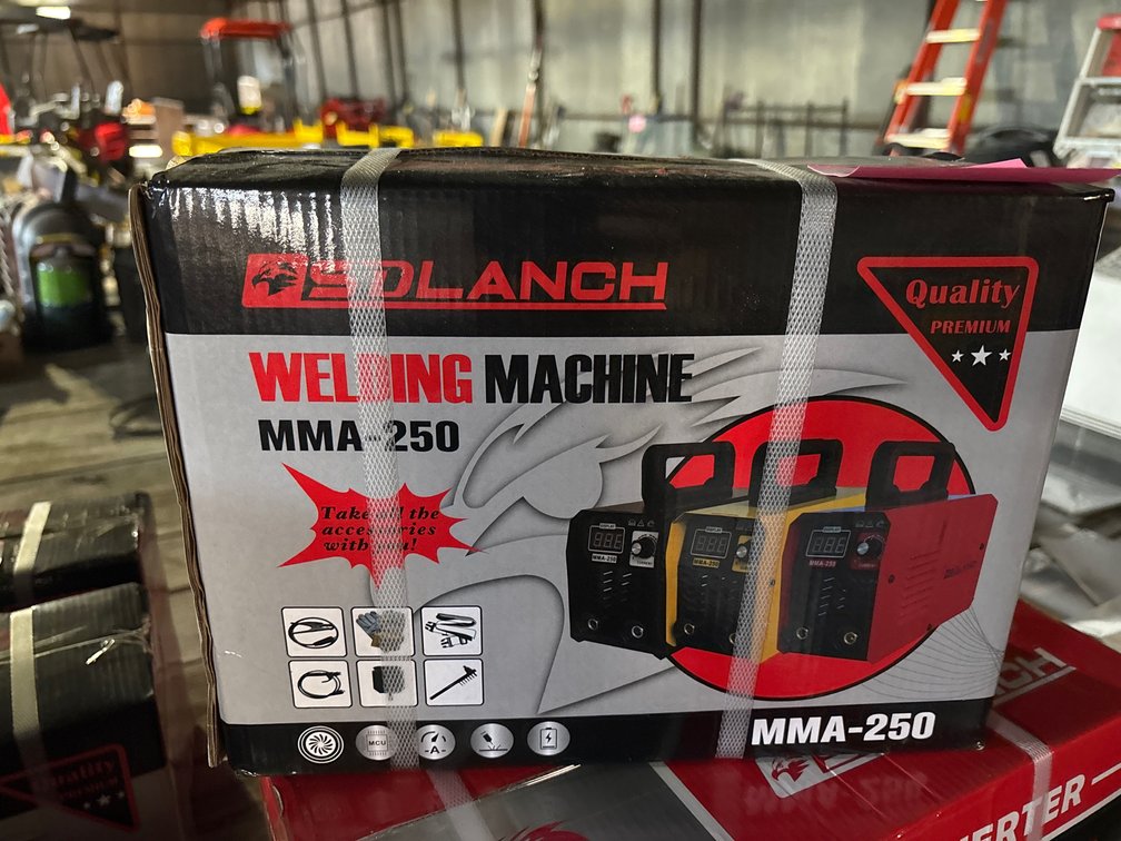 New SDLANCH MMA-250 Portable Welder