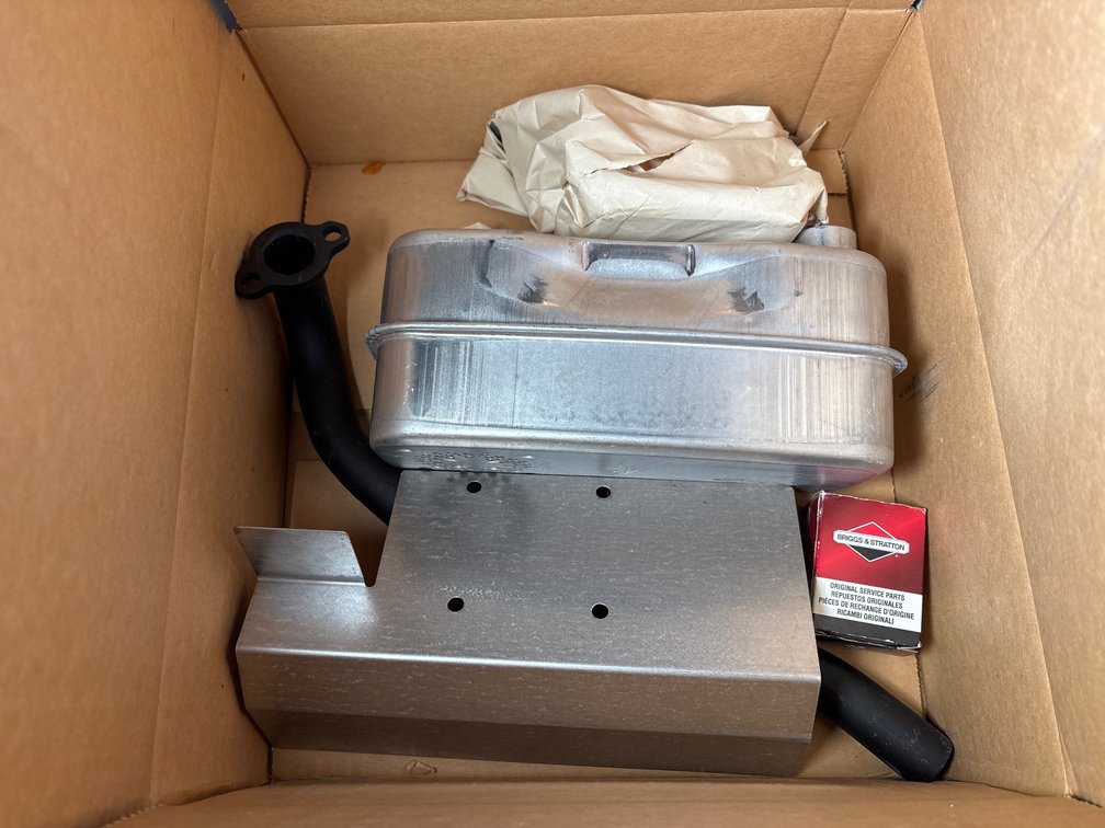 New Briggs & Stratton Muffler Exhaust