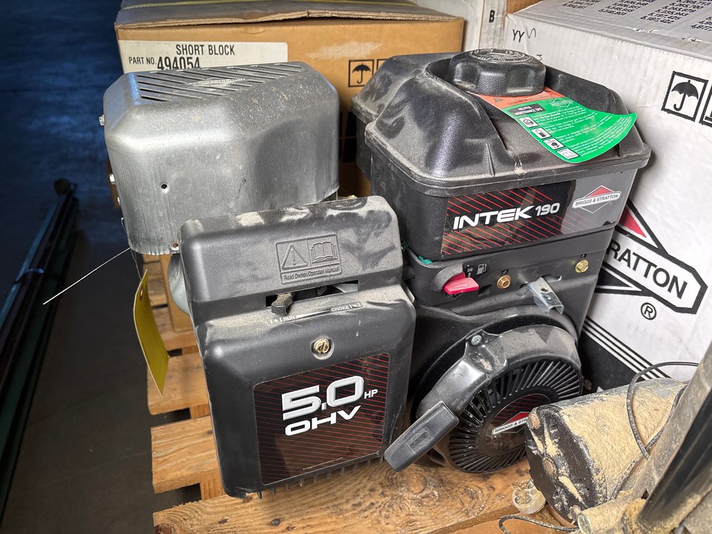 New Briggs & Stratton Intek 190 5hp OHV Engine