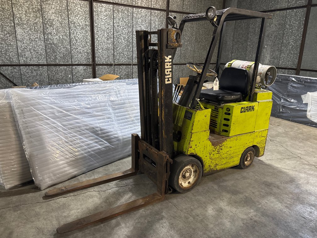 Clark ACC 30 LPS Forklift