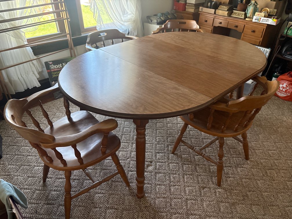 Dining Room Table W/4 Chairs