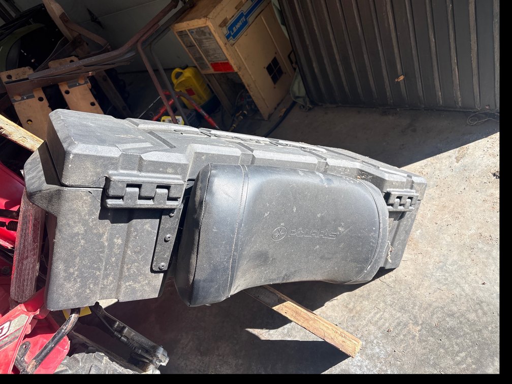 Rear cargo carrier Polaris ATV