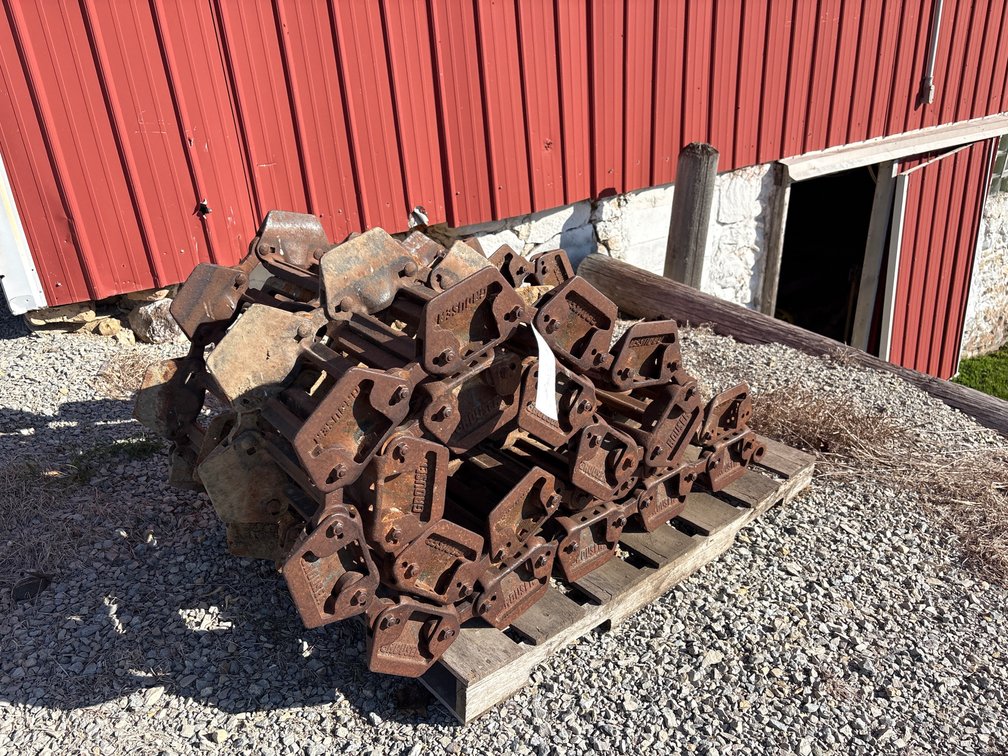 Grouser Tracks for New Holland Skidsteer
