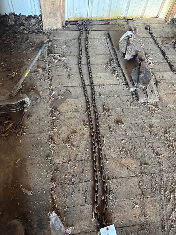 13 ft chain w/ 2 hooks, 3/8 inch links