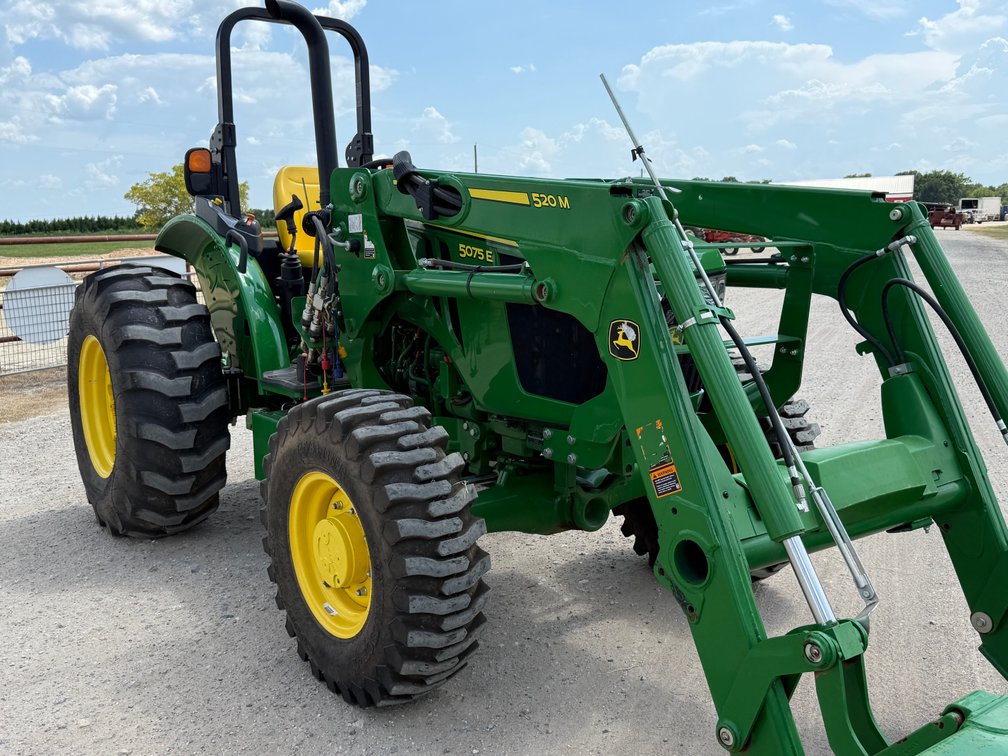 Image for John Deere 5075E Ag Utility Tractor