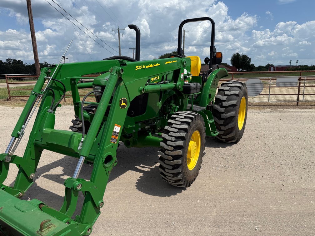 Image for John Deere 5075E Ag Utility Tractor