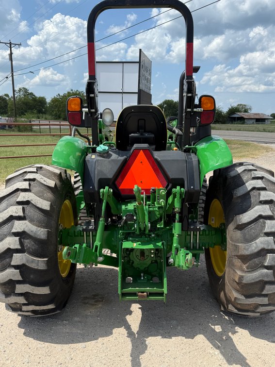 Image for John Deere 5075E Ag Utility Tractor