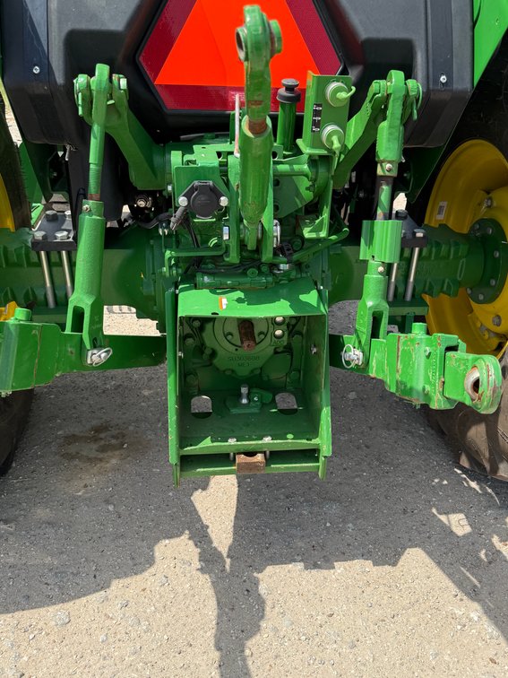 Image for John Deere 5075E Ag Utility Tractor