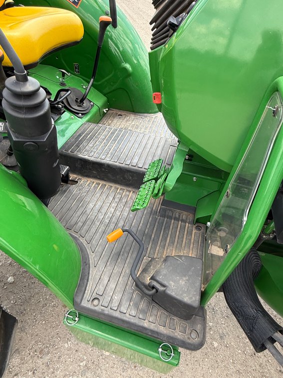 Image for John Deere 5075E Ag Utility Tractor