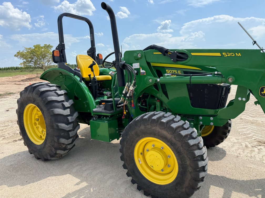 Image for John Deere 5075E Ag Utility Tractor
