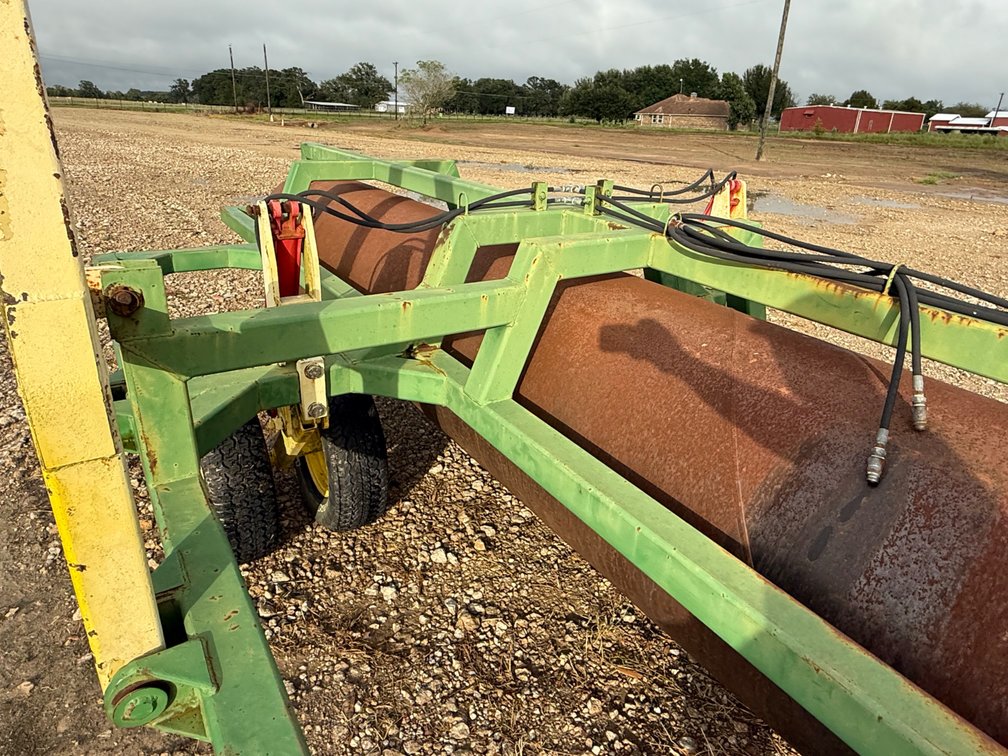 Image for 21’ Pull Type Drum Roller