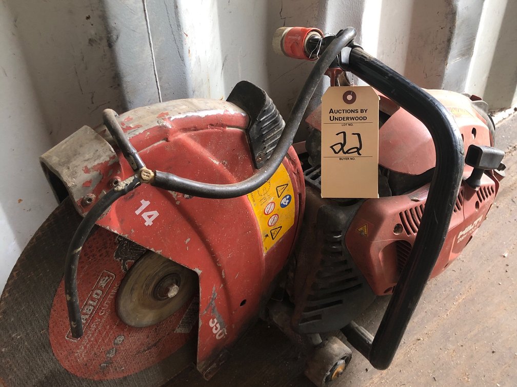 Demo saw