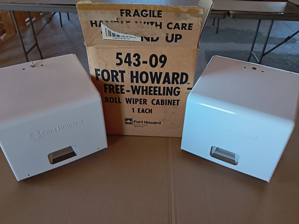 Vintage Fort Howard Dispenser