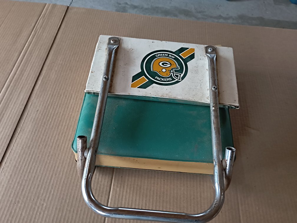 Vintage Packer Stadium Seat