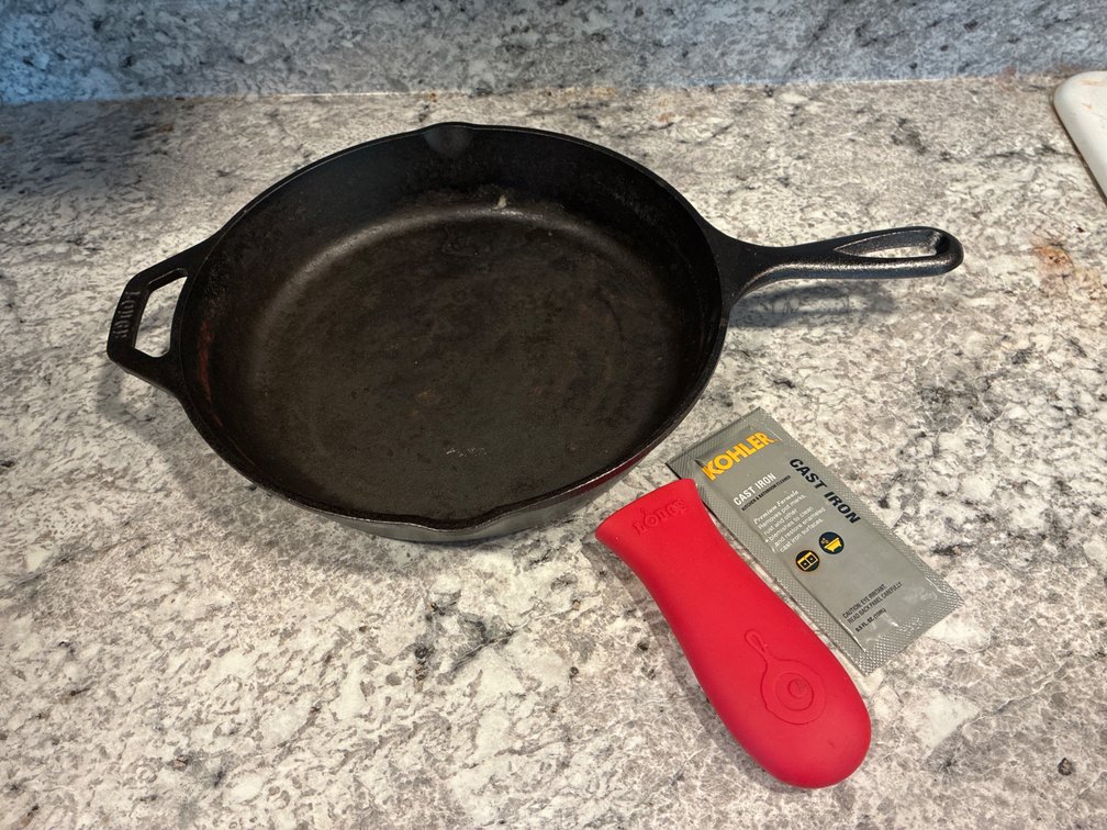 8 inch Lodge Cast Iron Fry Pan