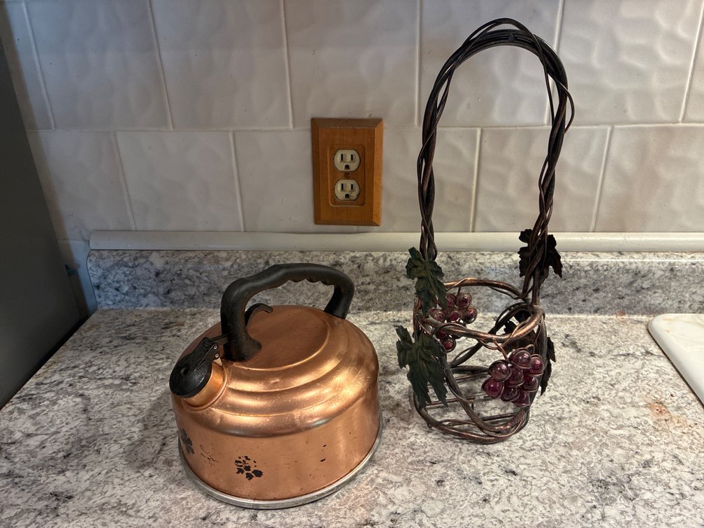 Metal Kettle And Bottle Caddy
