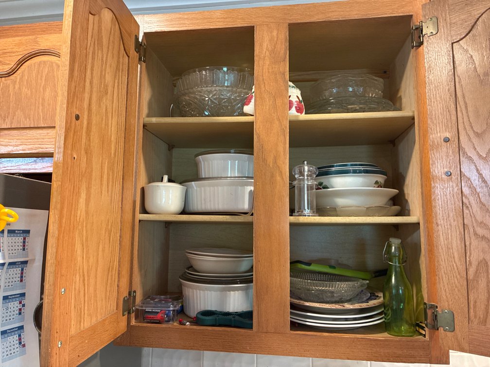 Kitchen Upper Cabinets Contents