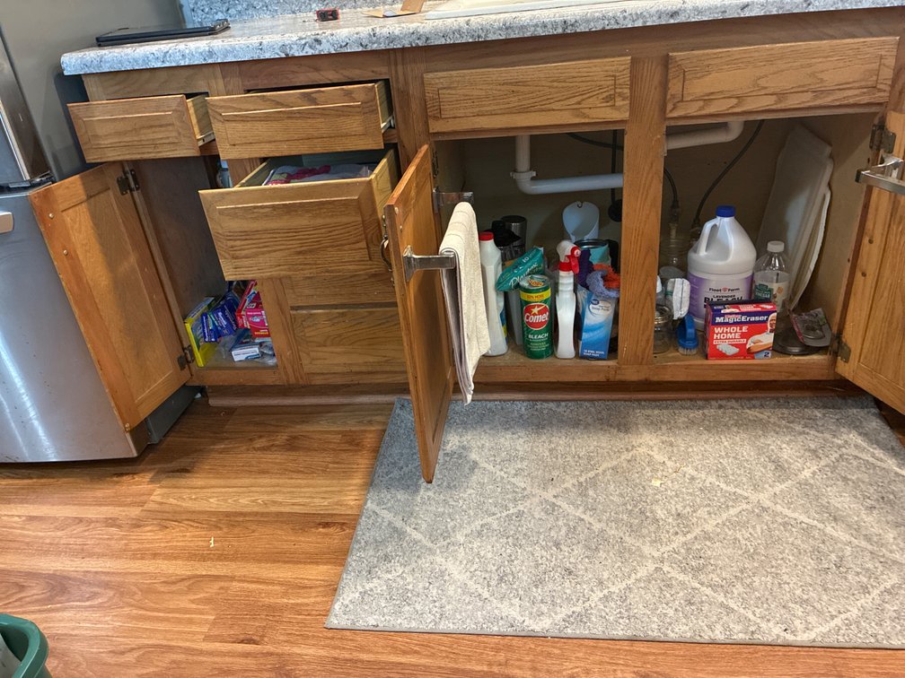 Lower Kitchen Cabinets/Drawers Contents