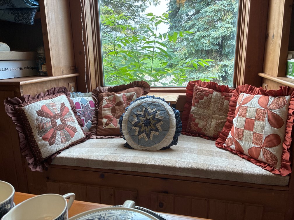 6 Hand Quilted Room/Sofa Pillows