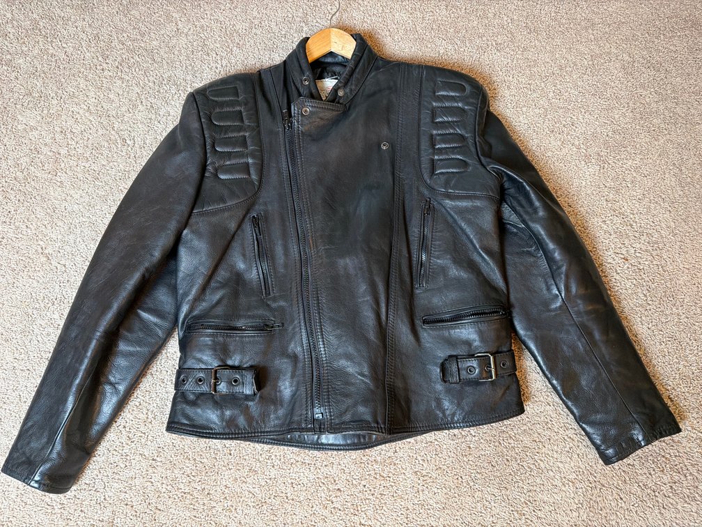 Fureal Size 46 Leather Motorcycle Jacket