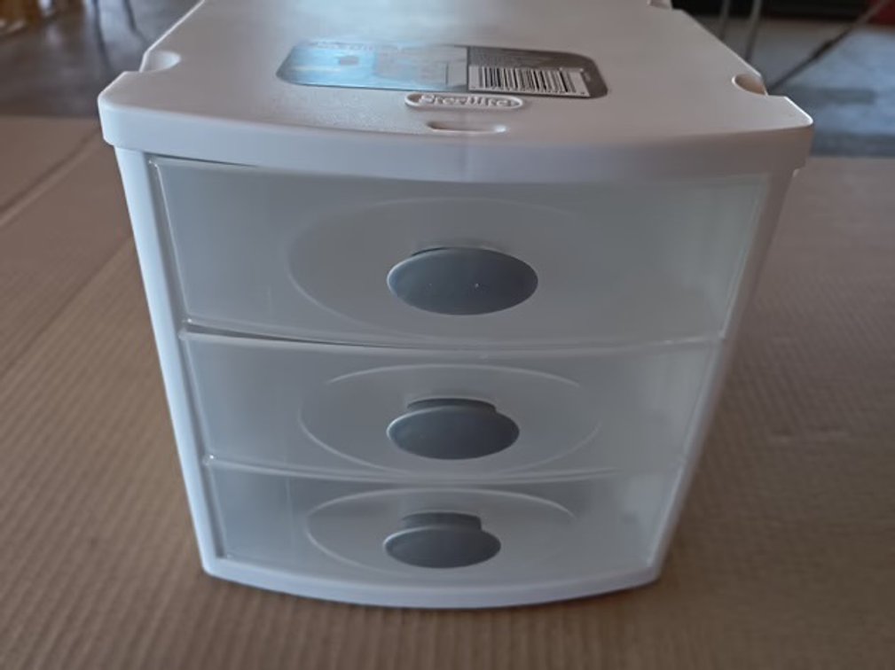 Sterilite 3 Drawer Cabinet