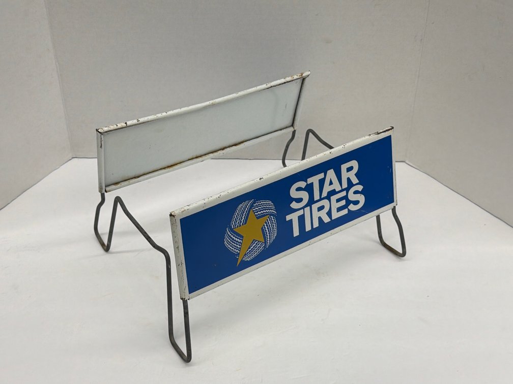 Star Tires Display Stand