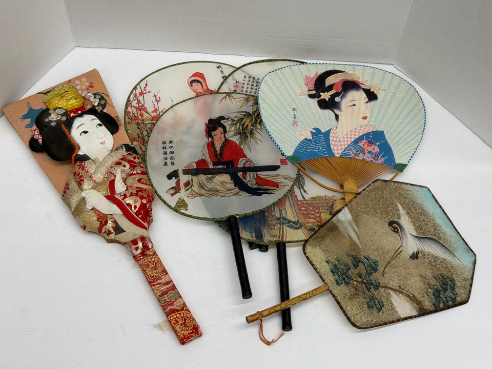 Japanese Style Fans & Decorative Paddle