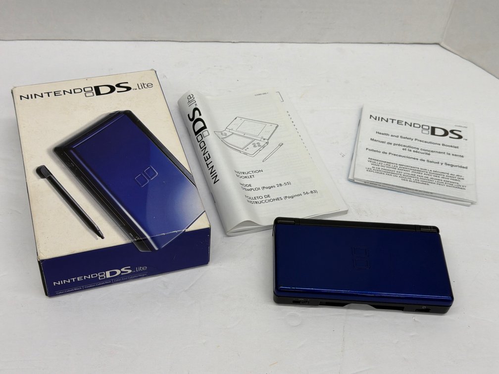 Nintendo DS Lite