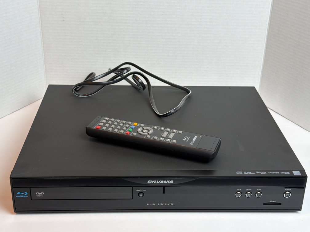 Sylvania Blue Ray DVD Player w Remote