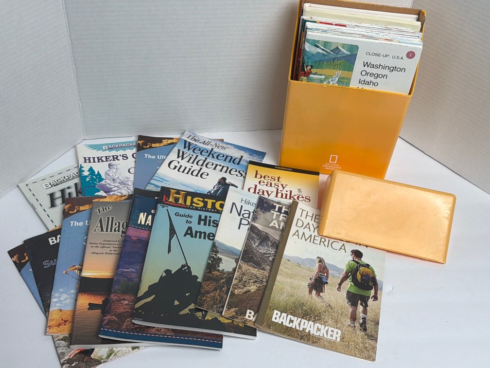 Close Up USA & Assorted Guides