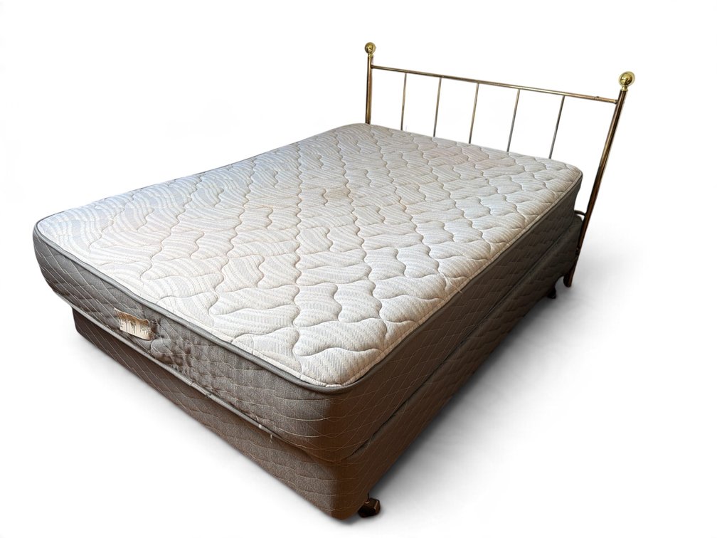Full Size Bed
