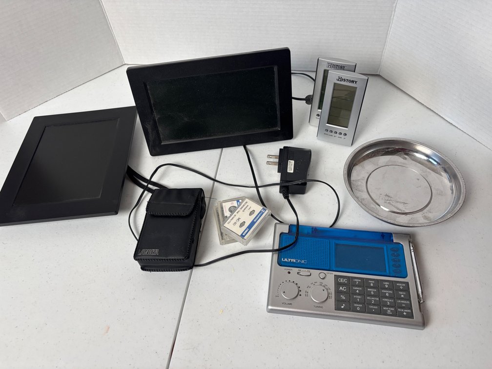 Digital photo Viewers, Hand Held tape Recorder, Magnetic Dish, Utronic Travel Radio, Alarm Clocks