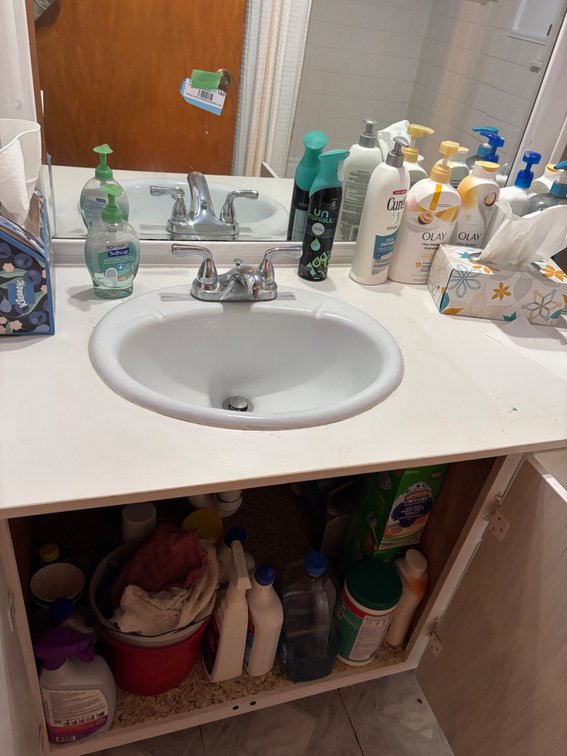 Contents of top, bottom and Drawers Bathroom Cabinet