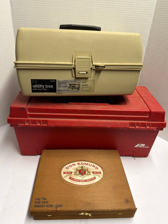 Plastic Toolboxes & Assorted Contents