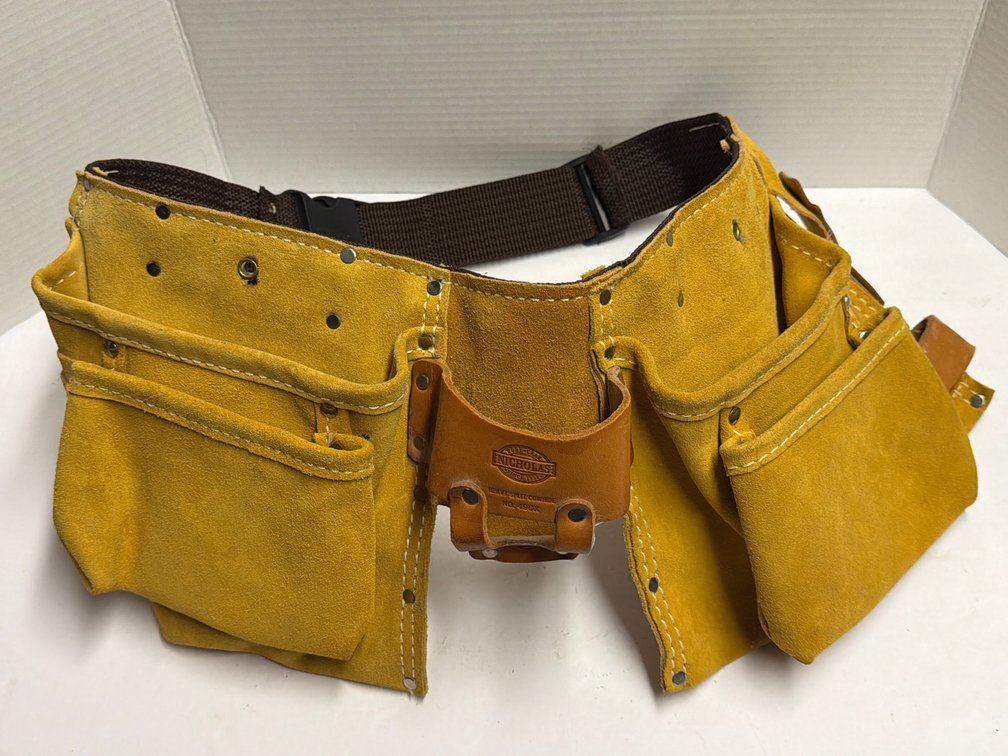 Leather Carpenters Tool Belt